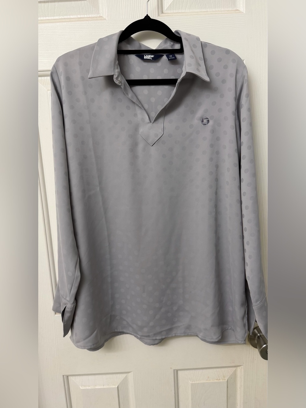 Chase Bank Lands’ End Gray top
